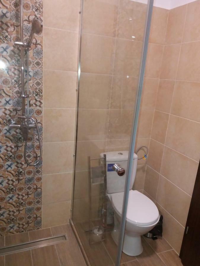 Mirana Hotel Cristian  Bagian luar foto